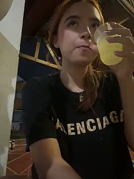 Snapshot of Carithooo chatting on 02-23-26, 11:35 Carithooo online show from 02-23-26, 11:35