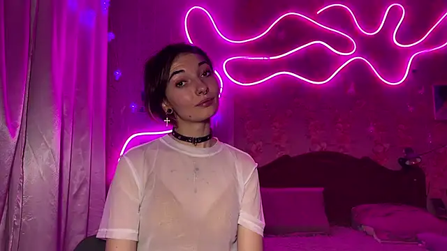 Cutle Harper online show from 01-17-26, 06:44