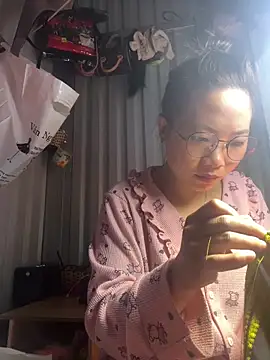 Lata-cute online show from 02-27-26, 01:49