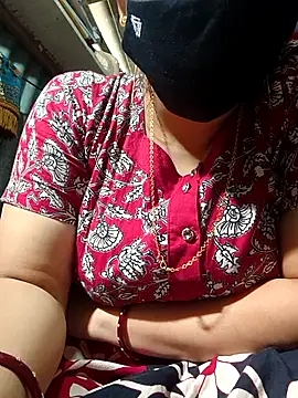 Snapshot of diyabannerjee chatting on 02-28-26, 03:29 diyabannerjee online show from 02-28-26, 03:29