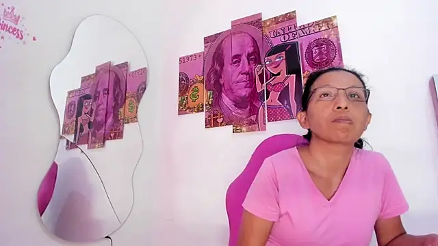 Livia Coxs online show from 02-05-26, 02:11