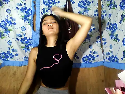 PinaySkinnyJust18 online show from 05-03-26, 11:00