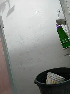 Eduardoo18cm online show from 04-04-26, 11:46