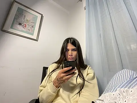 Snapshot of Lily_WellGifted chatting on 03-22-26, 07:06 Lily WellGifted online show from 03-22-26, 07:06