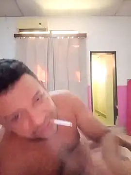 lyn y alex0 online show from 01-16-26, 08:13