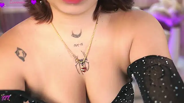 IzisLust online show from 02-18-26, 11:39