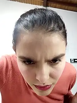 Snapshot of Catalinna_03 chatting on 02-24-26, 12:14 Catalinna 03 online show from 02-24-26, 12:14