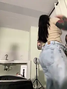 KathiaJenner online show from 02-24-26, 11:52