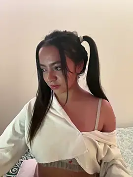 laraa rous online show from 02-06-26, 12:26