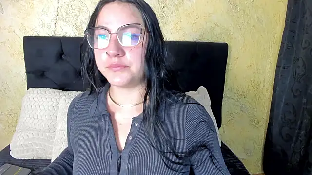 Snapshot of JeniferPowell_nm chatting on 02-23-26, 07:11 JeniferPowell nm online show from 02-23-26, 07:11