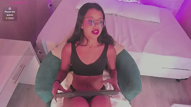 Olivia Lane online show from 02-07-26, 08:01