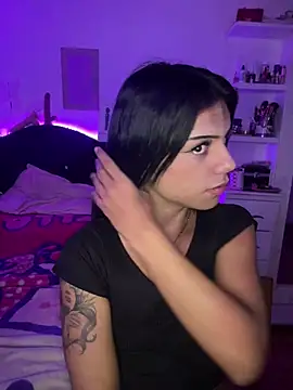 Snapshot of andyy_x chatting on 07-05-26, 04:30 andyy x online show from 07-05-26, 04:30