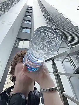 Snapshot of IceMur chatting on 02-25-26, 03:05 IceMur online show from 02-25-26, 03:05