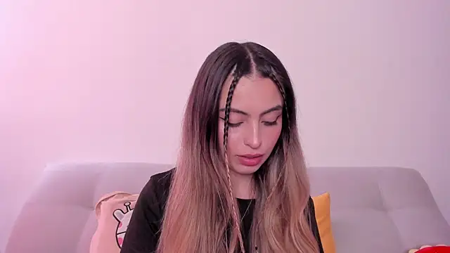 Fernanda aaaa online show from 07-04-26, 05:08