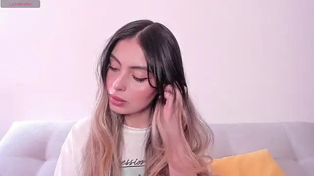 Fernanda aaaa online show from 07-09-26, 04:33