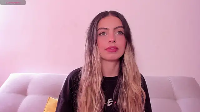 Fernanda aaaa online show from 07-17-26, 03:50