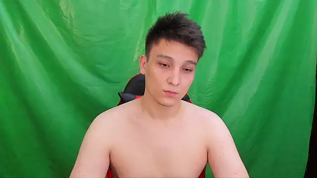 Snapshot of Justin_time111 chatting on 07-12-26, 11:01 Justin time111 online show from 07-12-26, 11:01