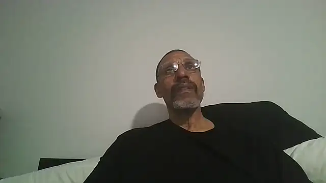 swimmer2496 online show from 03-30-26, 02:34