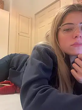 MelliMoon online show from 02-19-26, 09:00