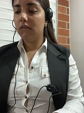 A-uroora online show from 02-13-26, 07:26