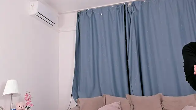 JackiYoss online show from 02-14-26, 12:24