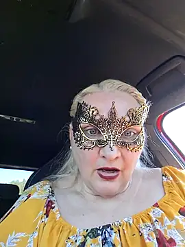 Snapshot of MaskedQueen77 chatting on 05-25-26, 11:16 MaskedQueen77 online show from 05-25-26, 11:16