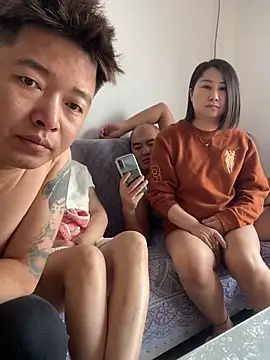 xiaotiantian-10 online show from 03-15-26, 05:57