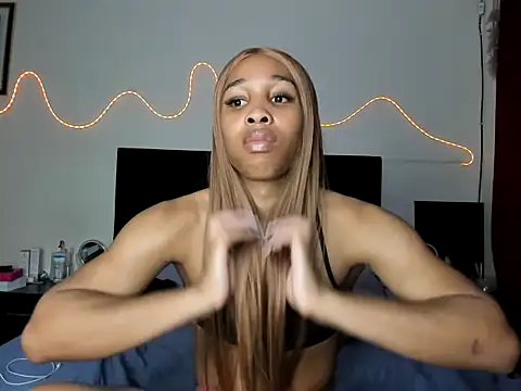 Snapshot of YourDreamReal chatting on 02-20-26, 01:35 YourDreamReal online show from 02-20-26, 01:35