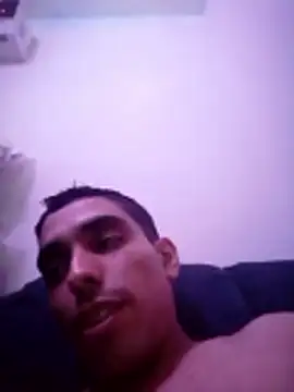 Snapshot of MRdxxx444 chatting on 05-18-26, 01:28 MRdxxx444 online show from 05-18-26, 01:28