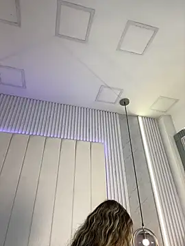 JuliaColemann online show from 02-21-26, 11:22