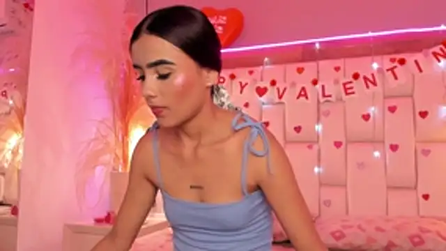 Snapshot of StefanyCondia chatting on 02-13-26, 06:26 StefanyCondia online show from 02-13-26, 06:26