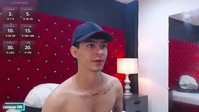 Logan Woods online show from 02-09-26, 02:54