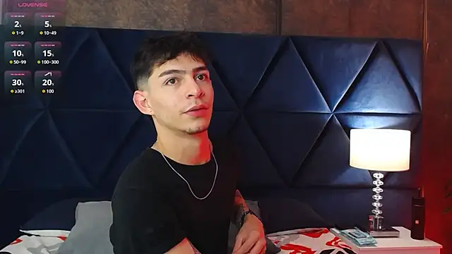 Logan Woods online show from 02-25-26, 07:56