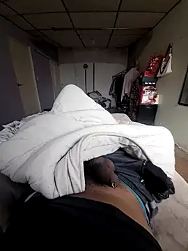 Charlyx-20 online show from 04-15-26, 11:16