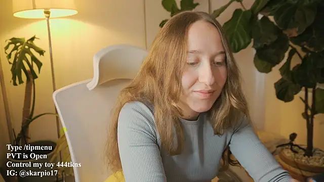 Scarlett NoirMuse online show from 03-30-26, 07:26