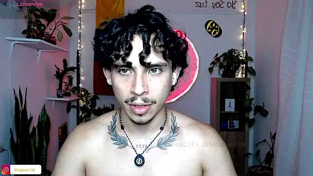 Magnuz Col online show from 02-11-26, 01:32