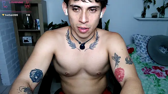 Snapshot of Magnuz_Col chatting on 04-24-26, 03:31 Magnuz Col online show from 04-24-26, 03:31