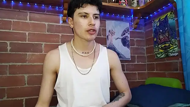 Snapshot of PaulDamico chatting on 03-28-26, 04:17 PaulDamico online show from 03-28-26, 04:17