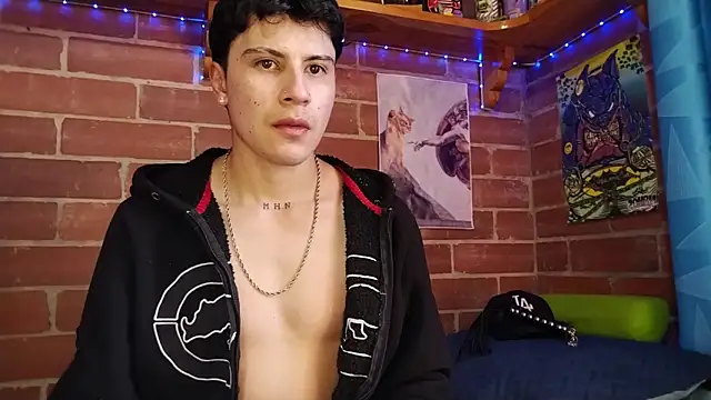 Snapshot of PaulDamico chatting on 04-01-26, 07:11 PaulDamico online show from 04-01-26, 07:11