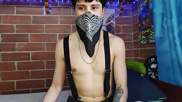 Snapshot of PaulDamico chatting on 04-15-26, 07:58 PaulDamico online show from 04-15-26, 07:58