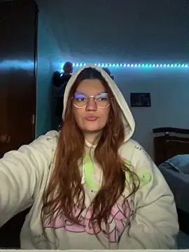 Snapshot of Vixroy7 chatting on 02-13-26, 11:12 Vixroy7 online show from 02-13-26, 11:12