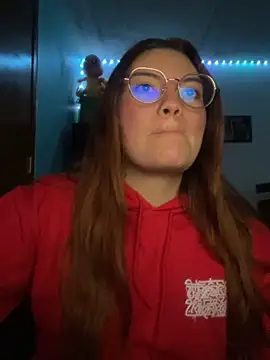 Snapshot of Vixroy7 chatting on 02-18-26, 01:12 Vixroy7 online show from 02-18-26, 01:12