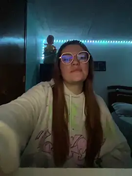 Snapshot of Vixroy7 chatting on 02-28-26, 01:06 Vixroy7 online show from 02-28-26, 01:06