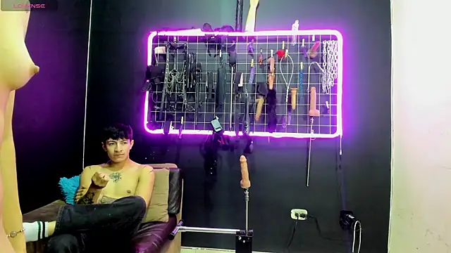 Snapshot of Slave_Melany_bdsm chatting on 06-18-26, 12:53 Slave Melany bdsm online show from 06-18-26, 12:53