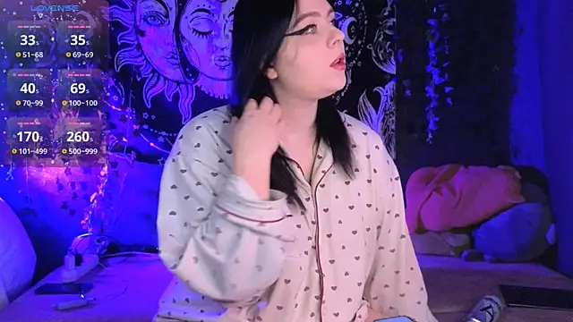 Snapshot of Marshmallowbeauty_ chatting on 03-01-26, 12:12 Marshmallowbeauty online show from 03-01-26, 12:12