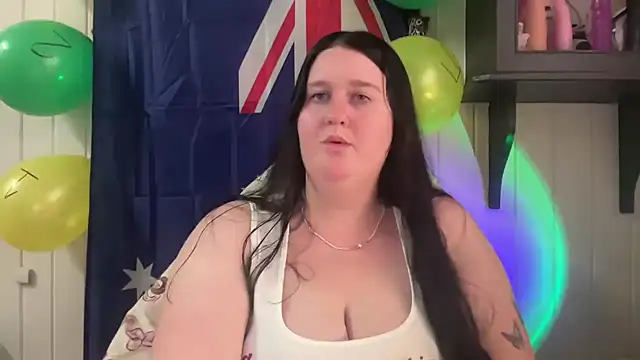 xopeachybaby online show from 06-25-26, 12:43