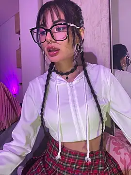  Lucycherry online show from 03-19-26, 07:01