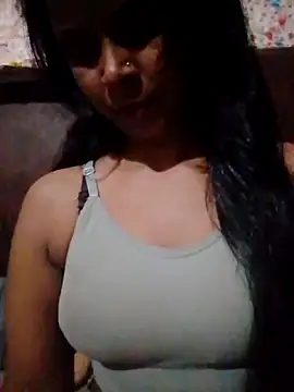 Ayesha Khan1 online show from 03-15-26, 04:24