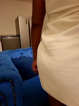 Barbieee1301 online show from 02-20-26, 07:03