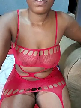 Snapshot of Barbieee1301 chatting on 05-20-26, 06:08 Barbieee1301 online show from 05-20-26, 06:08